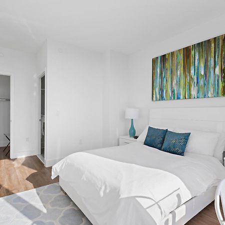 Global Luxury Suites Downtown Вайт-Плейнс Номер фото